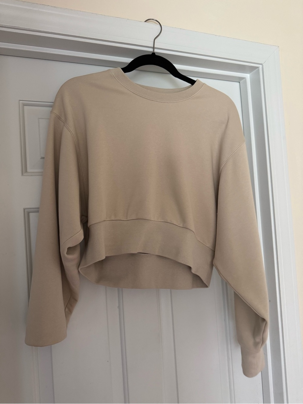 NWOT - Aritzia TNA - Terry Cropped Crewneck Sweater - Cream/Tan - Medium
